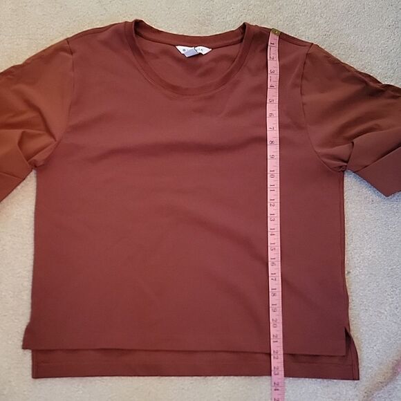 Athleta short sleeve rust color lightweight sweatshirt - Picture 5 of 6